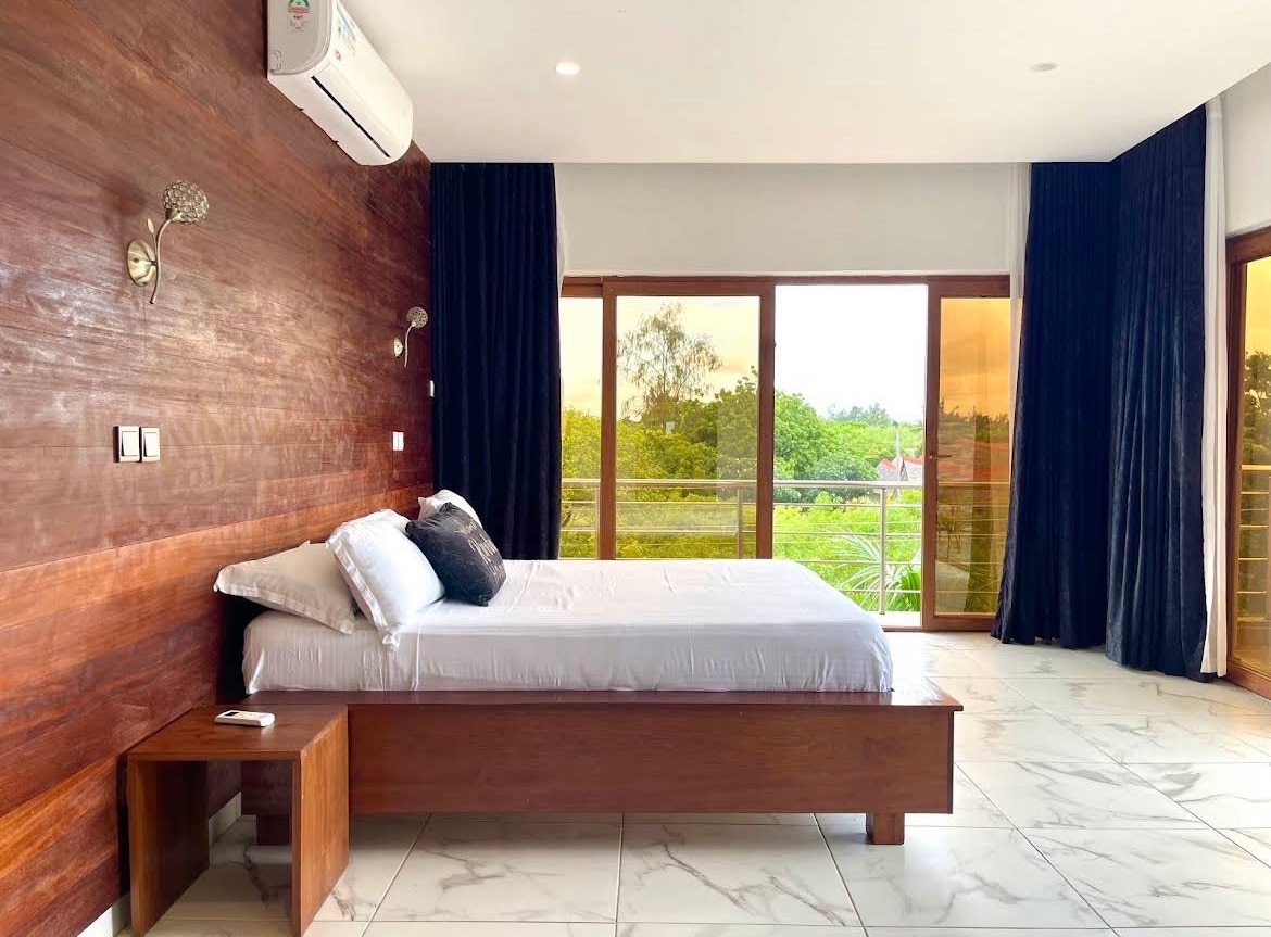 Palm Haven 1, 5BR — photo 23