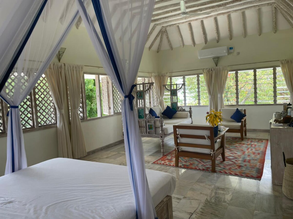 Dolphin House Galu Beach, 5BR — photo 36
