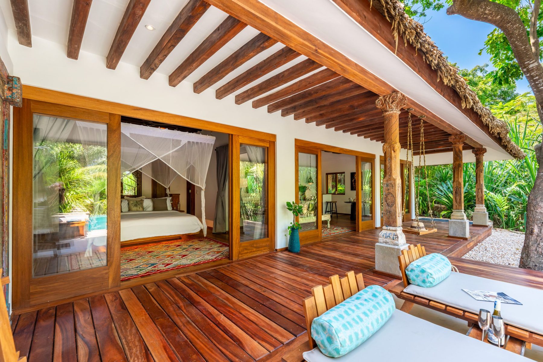 Pandanas Beach Villa — Diani Beach