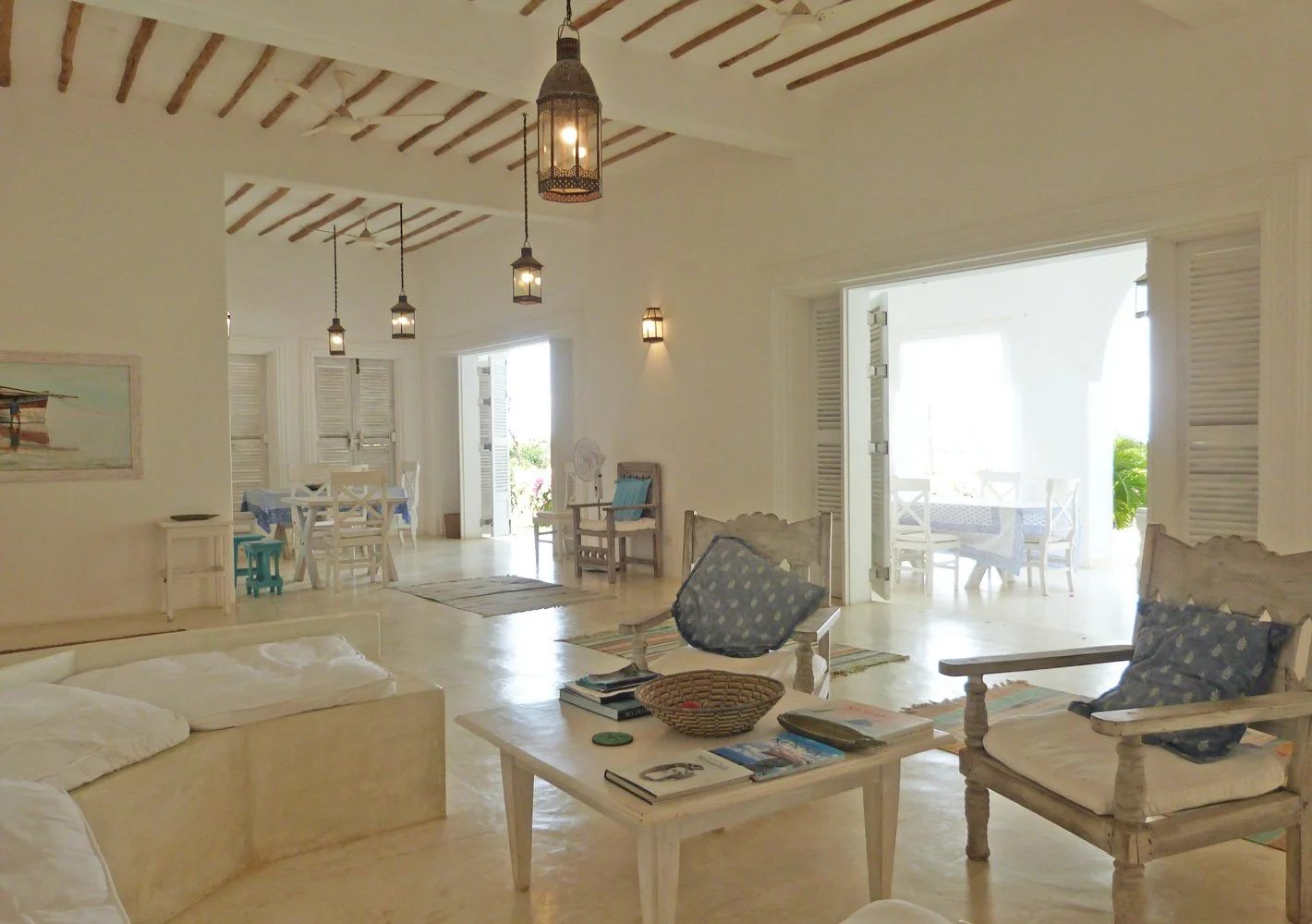 Blue Bay Beach House, 5BR Beachfront — photo 40