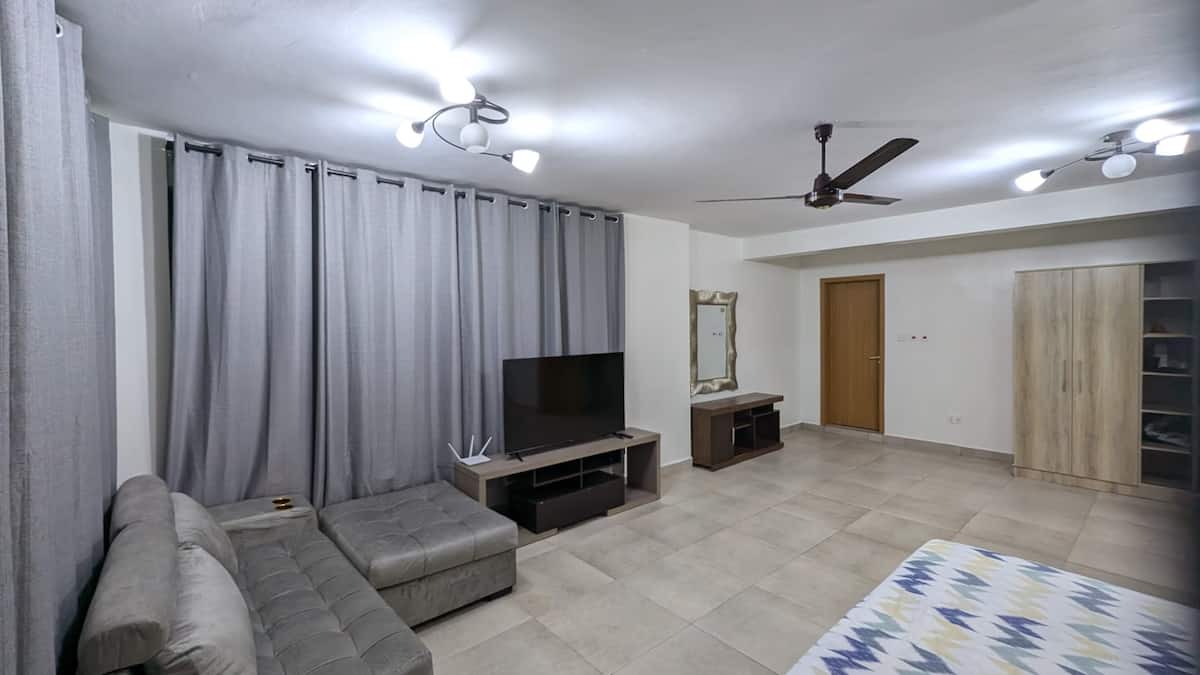 Jade Penthouse Beach Apartment, 4BR — photo 7