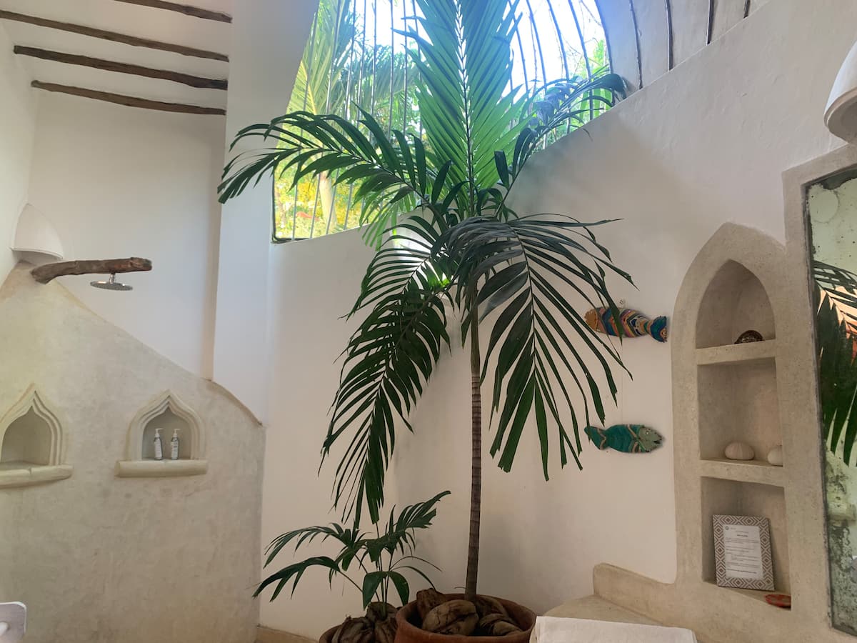 VillaTamu — Fully Staffed Between Ocean & Creek — photo 16