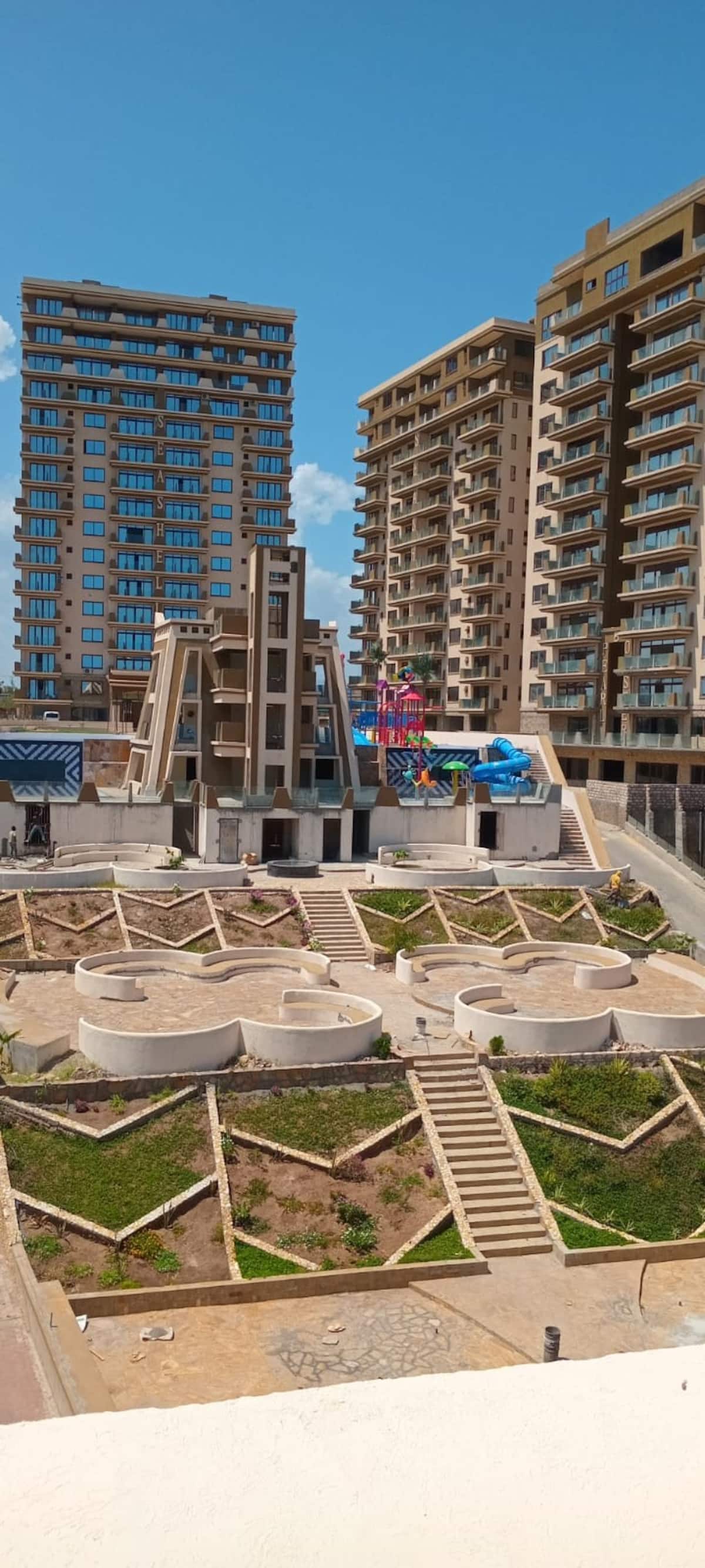 Jade Penthouse Beach Apartment, 4BR — photo 4