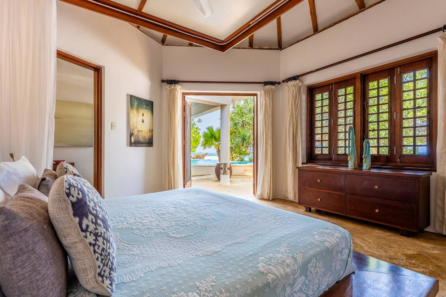 Tequila Sunrise Villa — photo 118