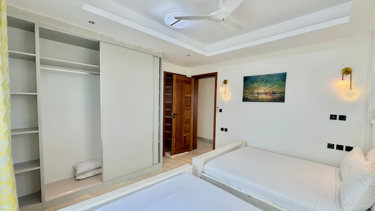 Nauras Apartment, Modern Coastal Stay 2BR — photo 94