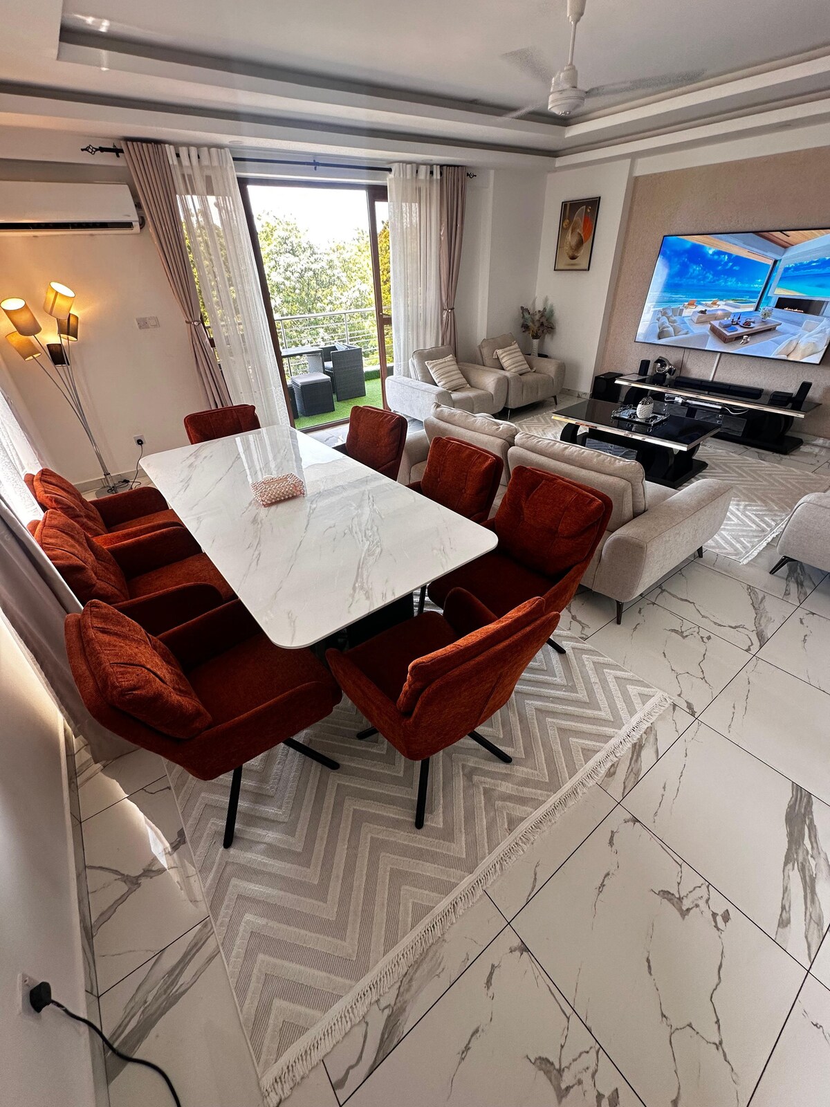 Luxe Aqua Baobab Ocean View, 3BR — view 2