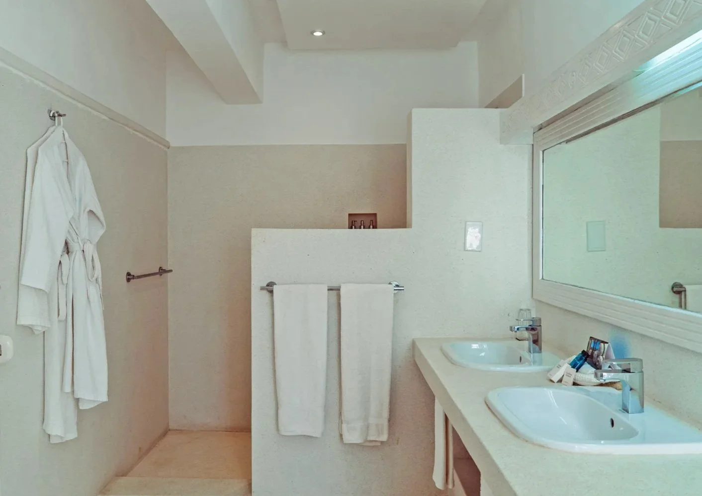 Ocean Rose, 5BR Beachfront — photo 58