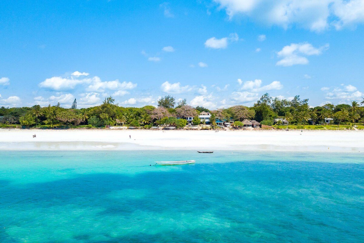 Tequila Sunrise Beach Cabana