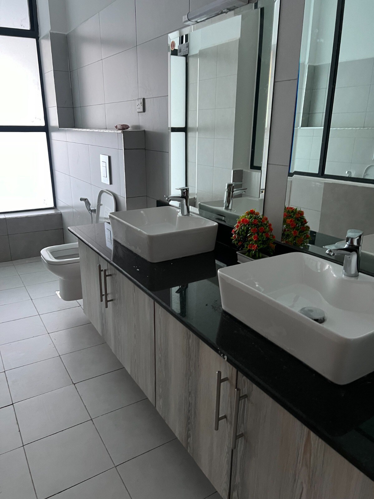 Luxurious 3BR Beach Apartment — photo 24
