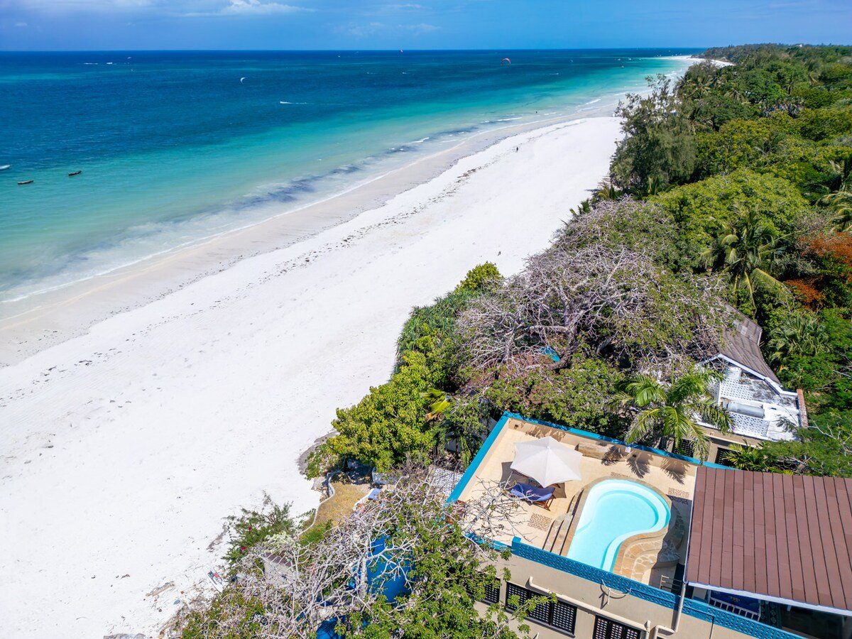 Tequila Sunrise Beach Cabana — photo 46