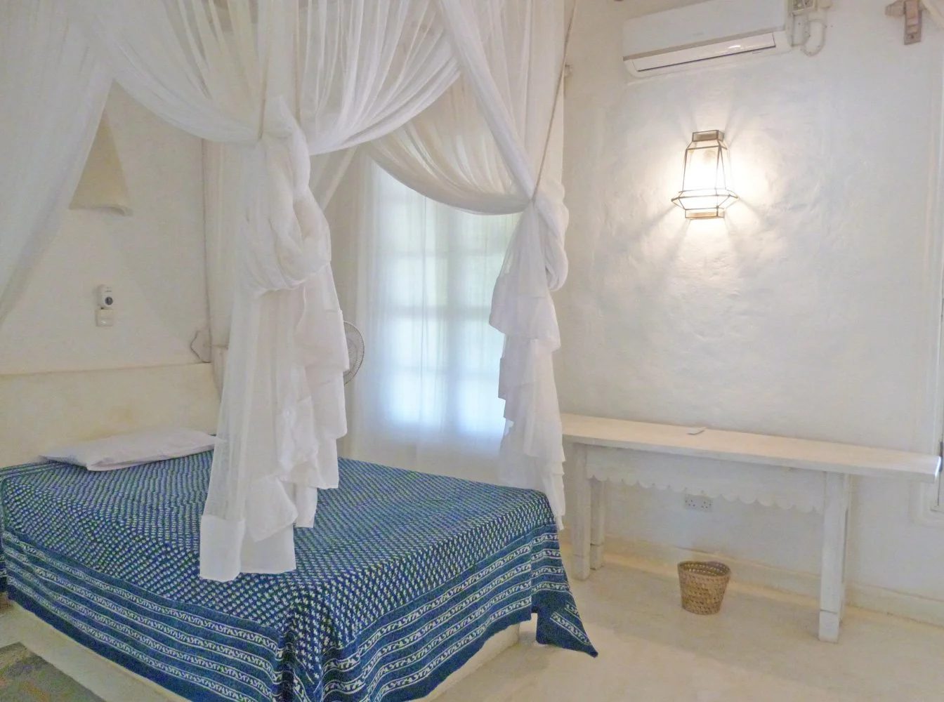 Blue Bay Beach House, 5BR Beachfront — photo 34