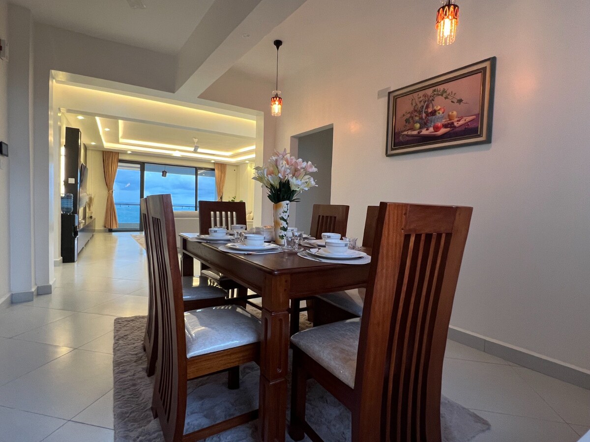 Luxurious 3BR Beach Apartment — photo 11