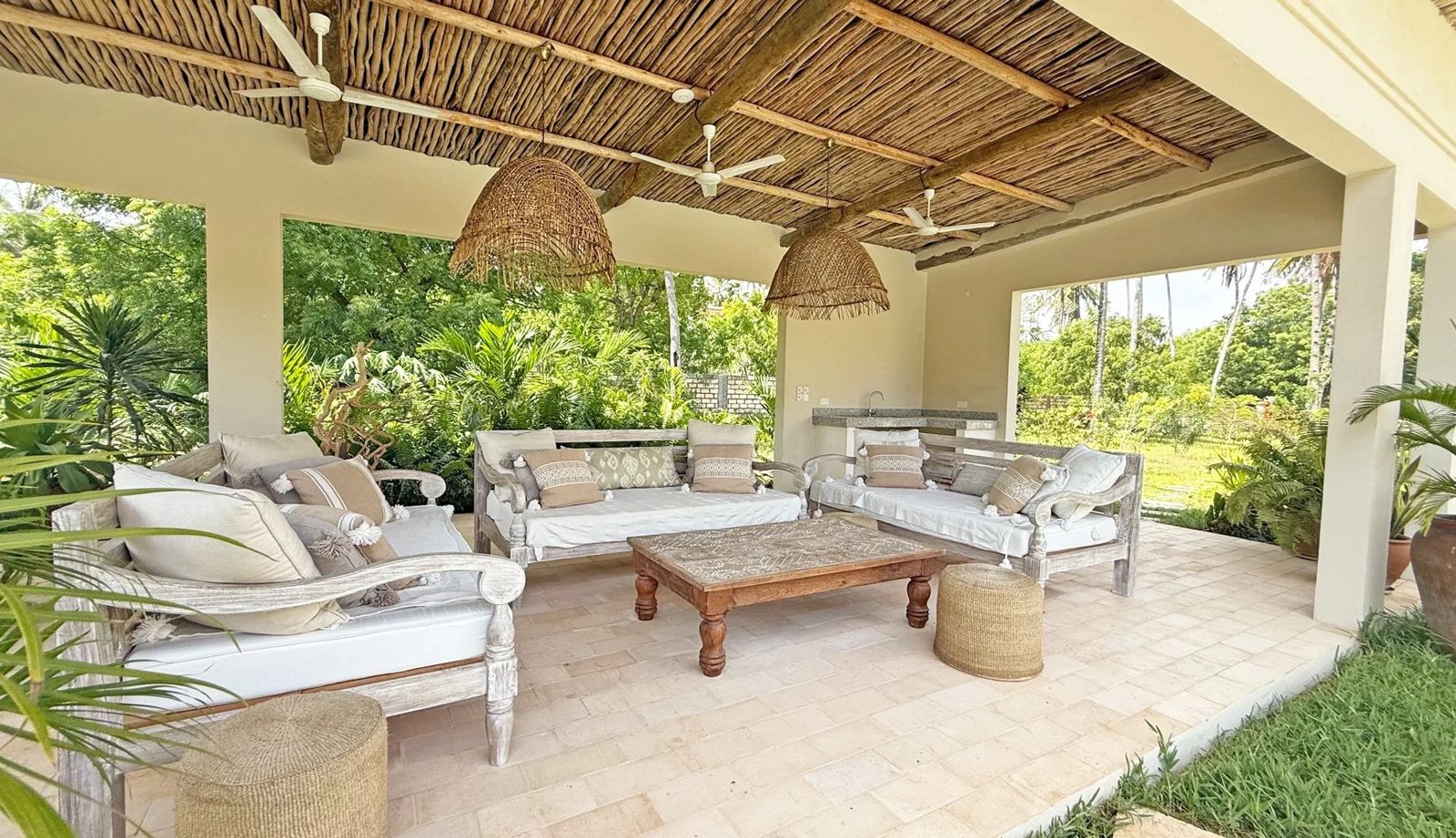 Upepo House, 4BR Mida Forest — photo 8
