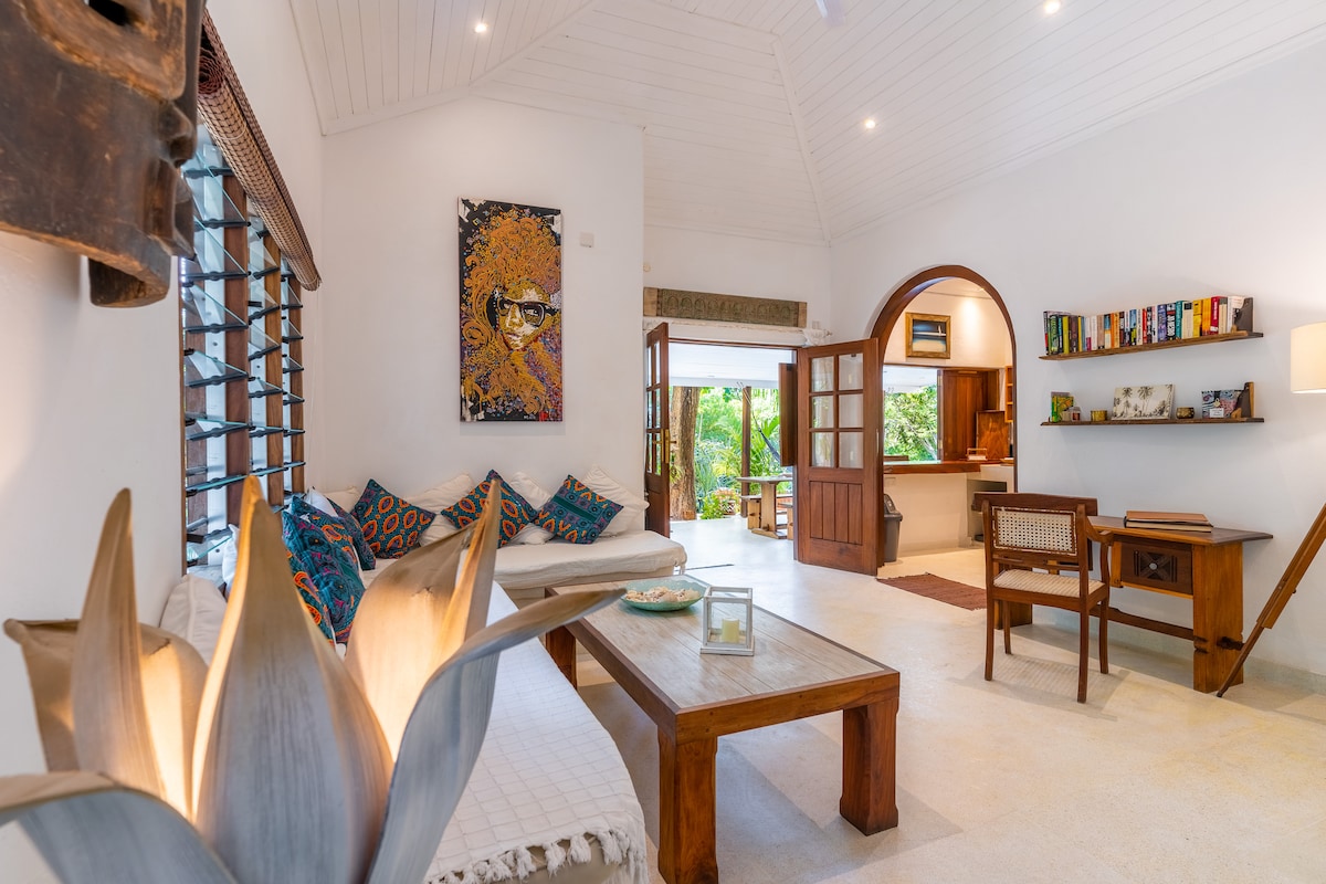 Inshallah Beach Cottage — view 3