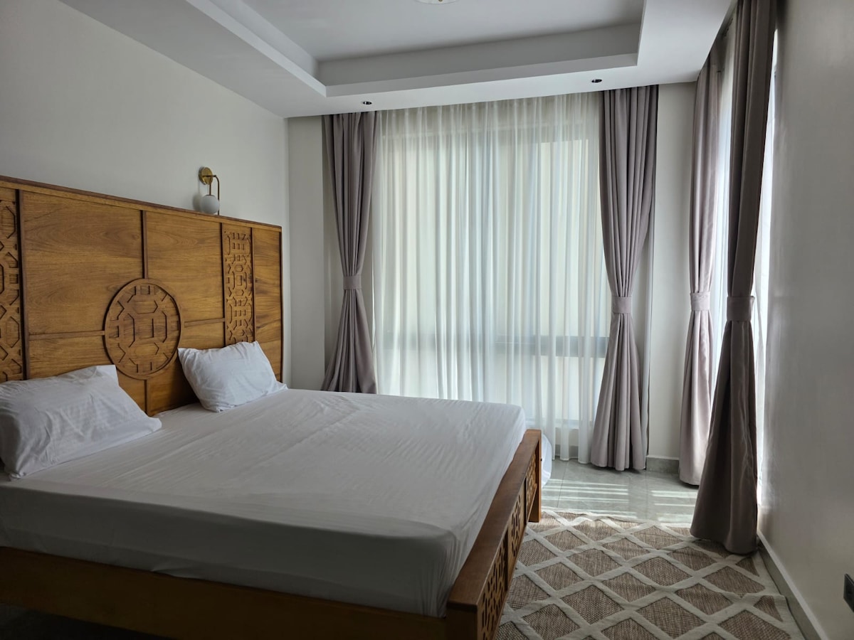 Nauras Exclusive Beachfront, 4BR + DSQ — photo 12