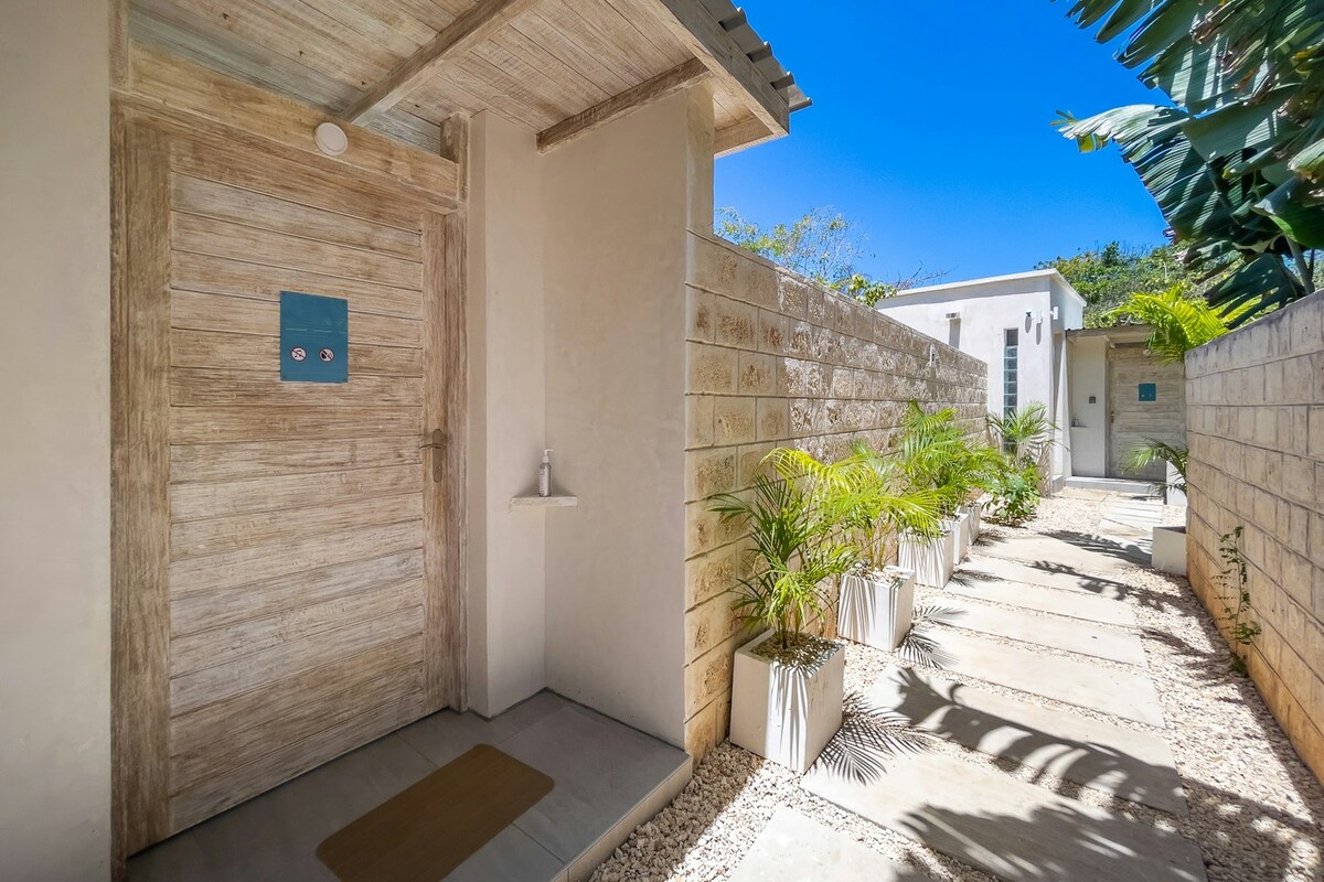 Poolside Garden Villa, 1BR — photo 7