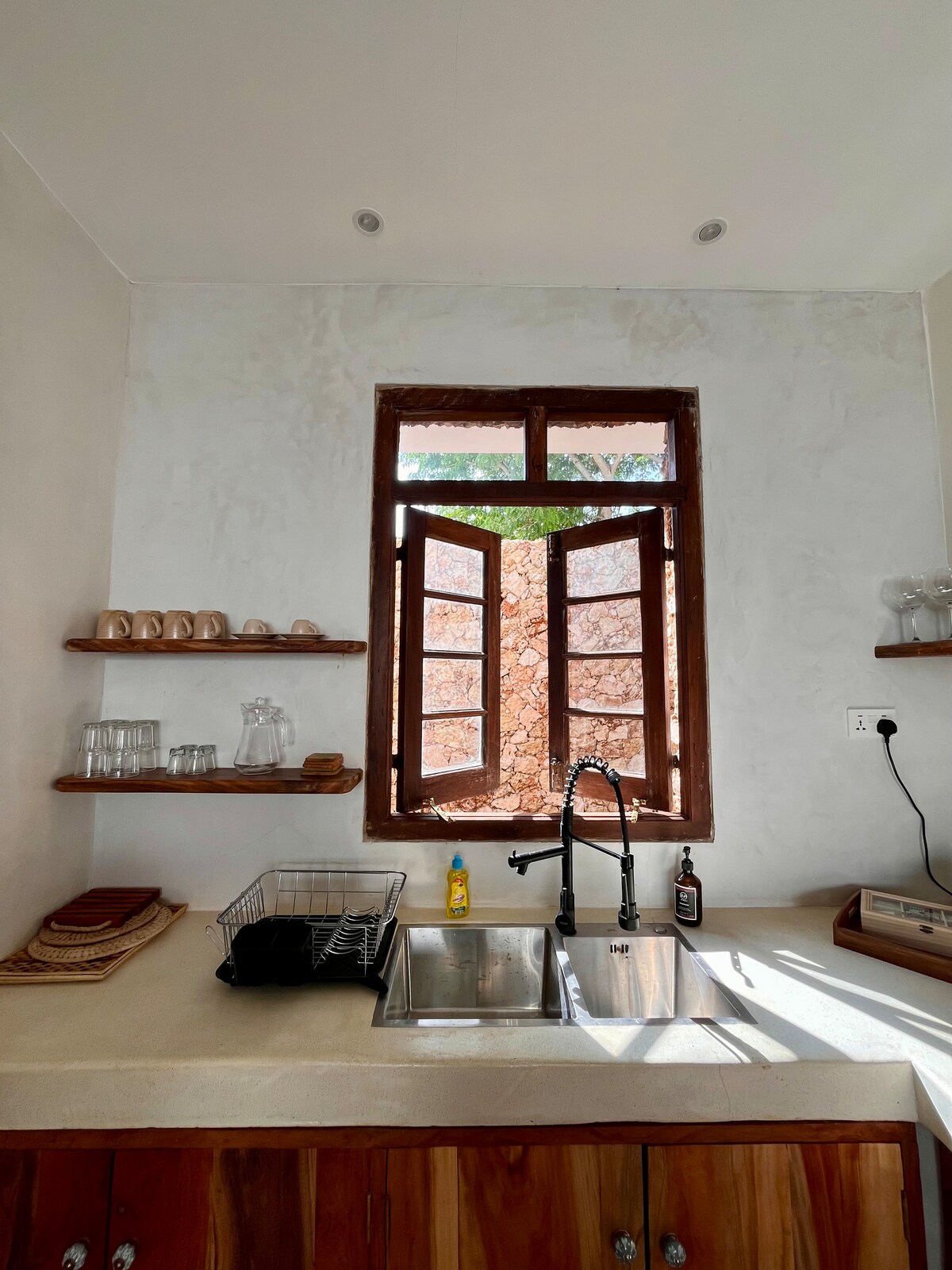 Plunge Pool Suite, 1BR — photo 26