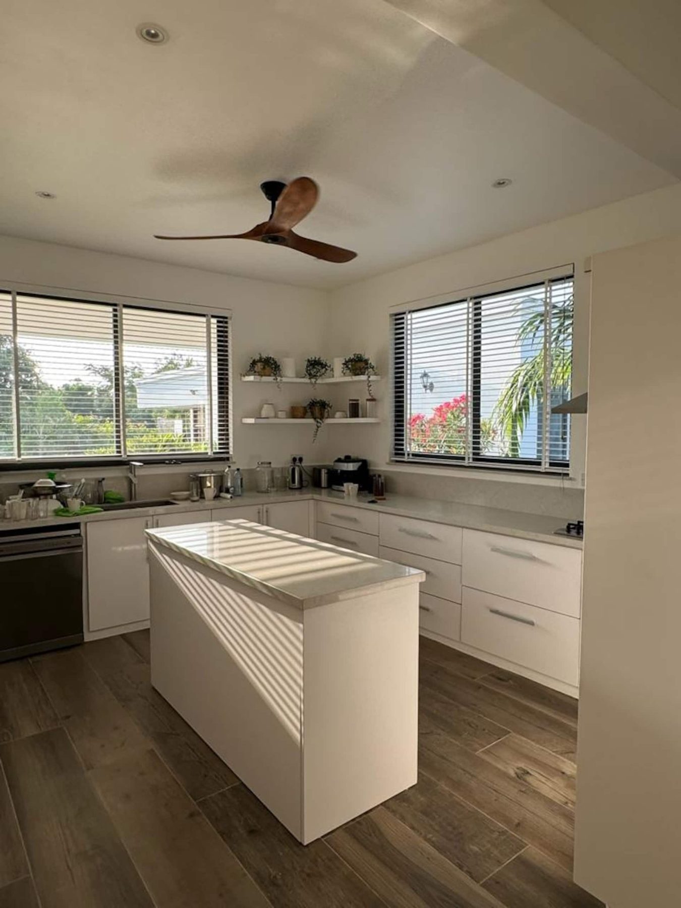 Villa Diani 11, 4BR — photo 15