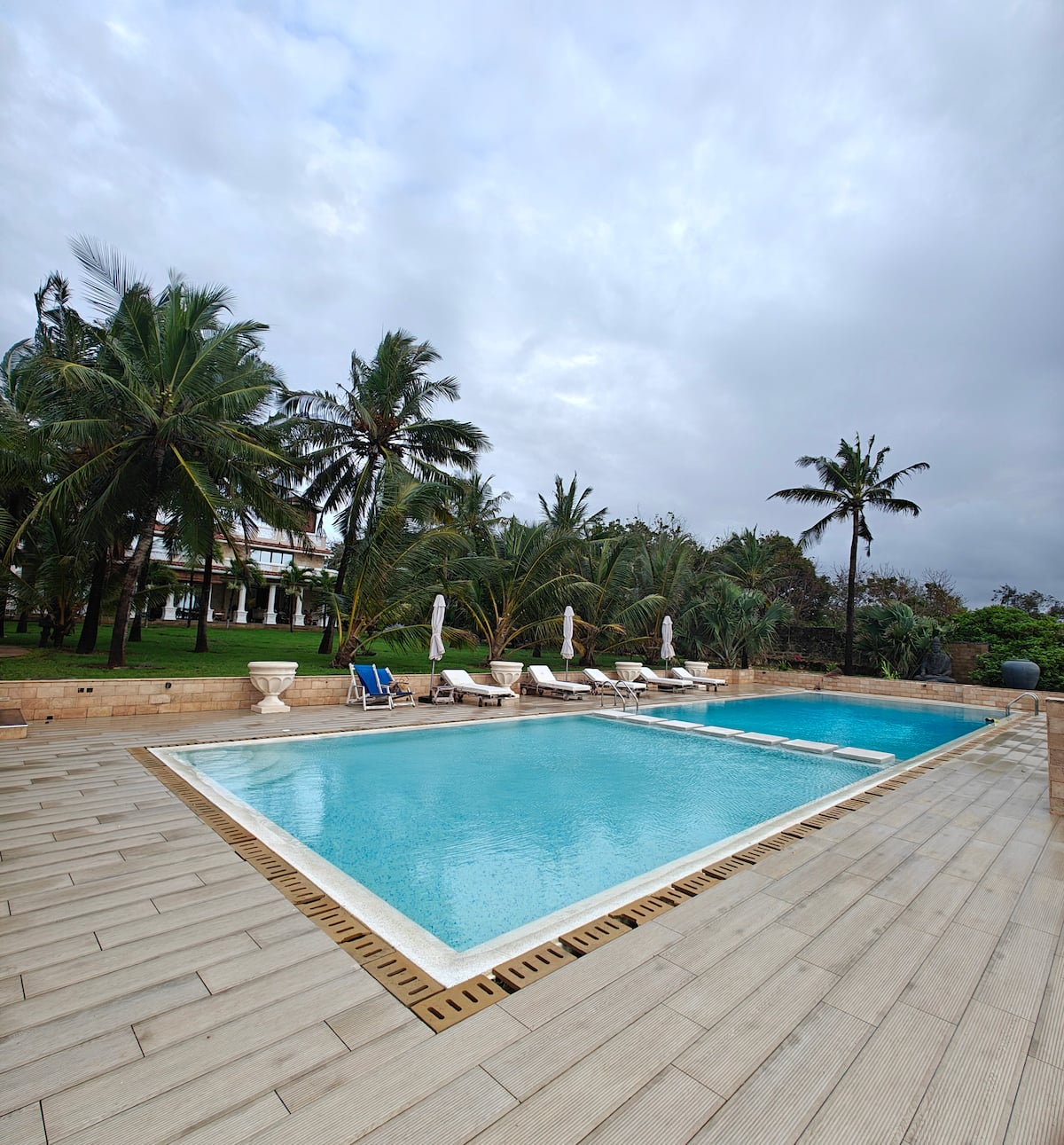 Villa Pranaa, Bofa Road — photo 15