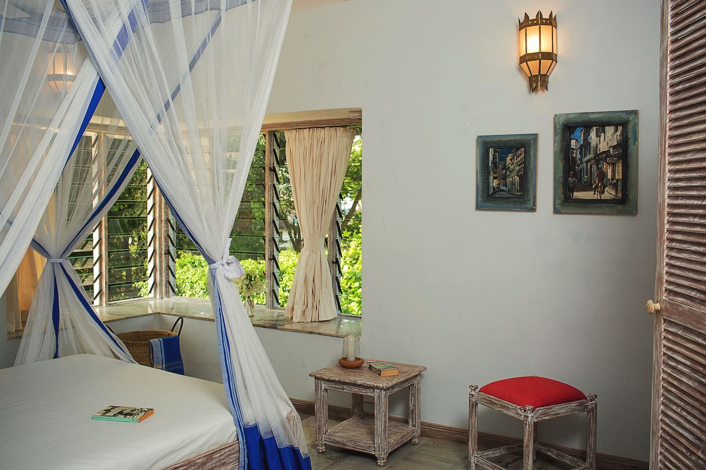 Dolphin House Galu Beach — photo 49