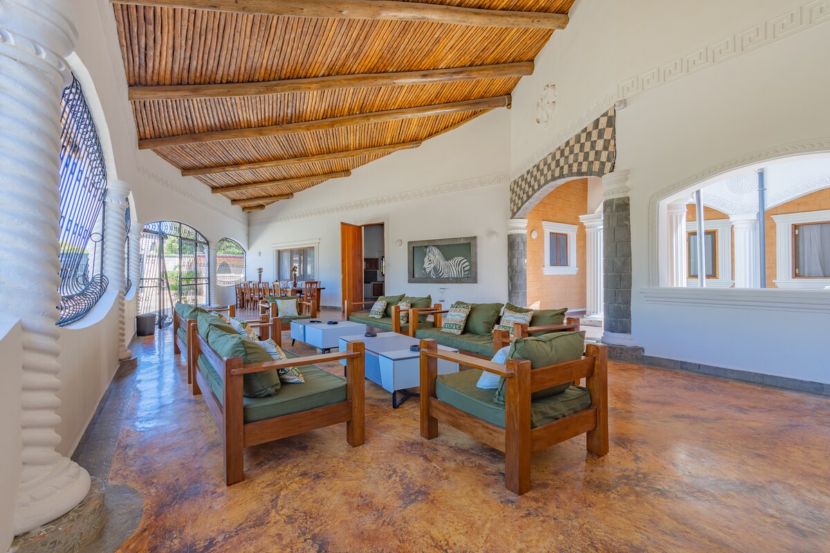 Diani Hilltop Villa, 5BR — photo 46