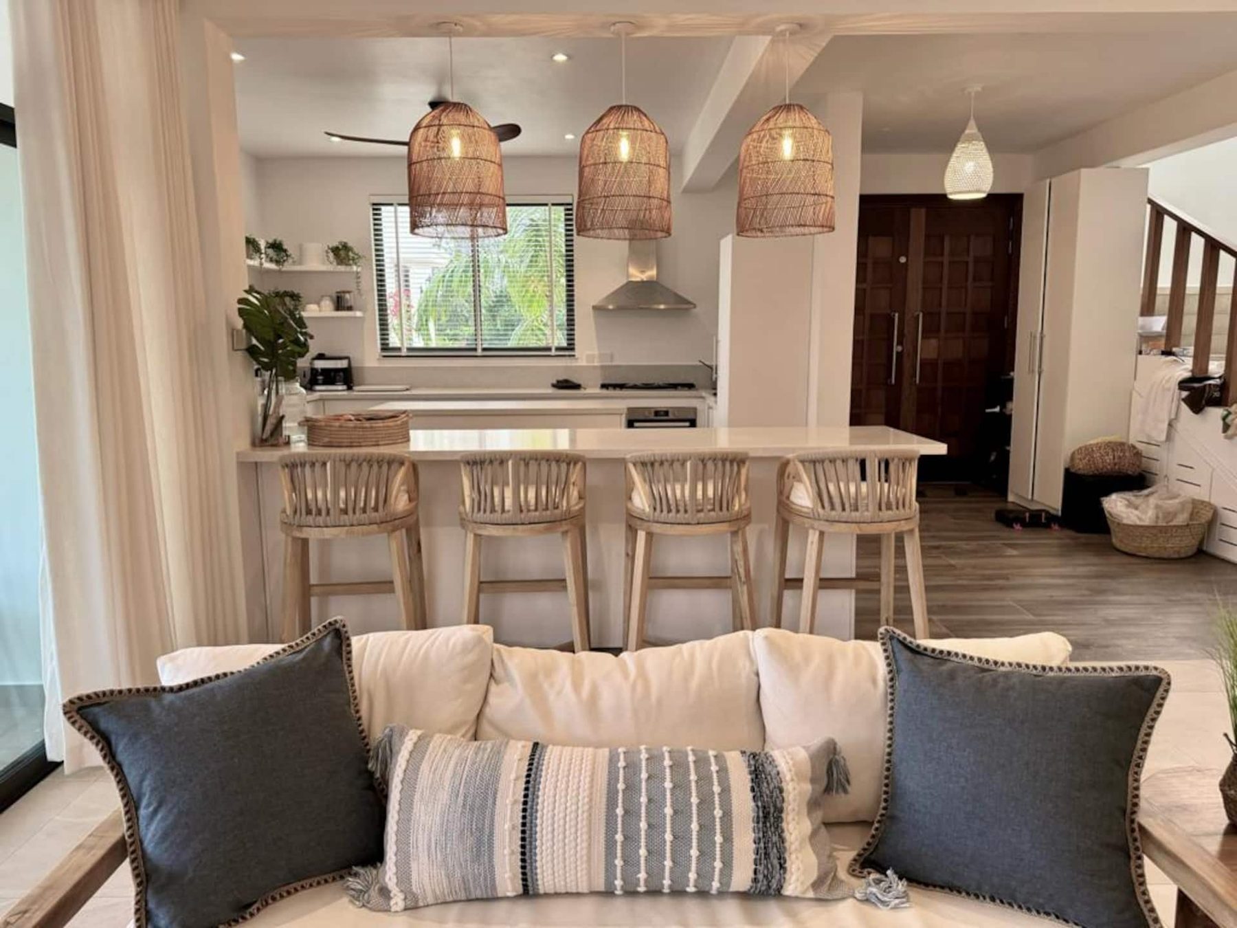 Villa Diani 11, 4BR — photo 3