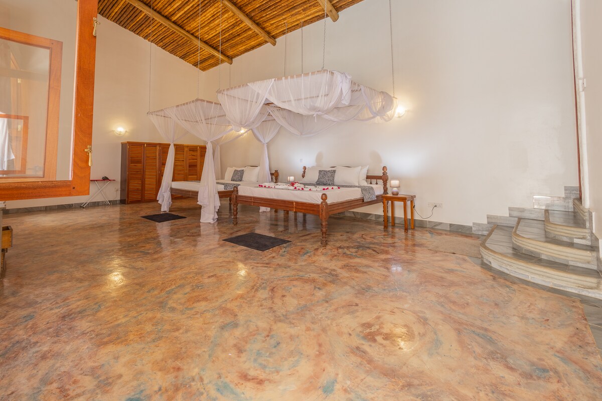 Diani Hilltop Villa, 5BR — photo 45