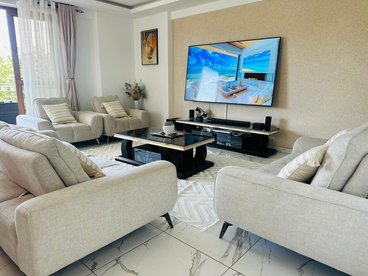 Luxe Aqua Baobab Ocean View, 3BR — view 1