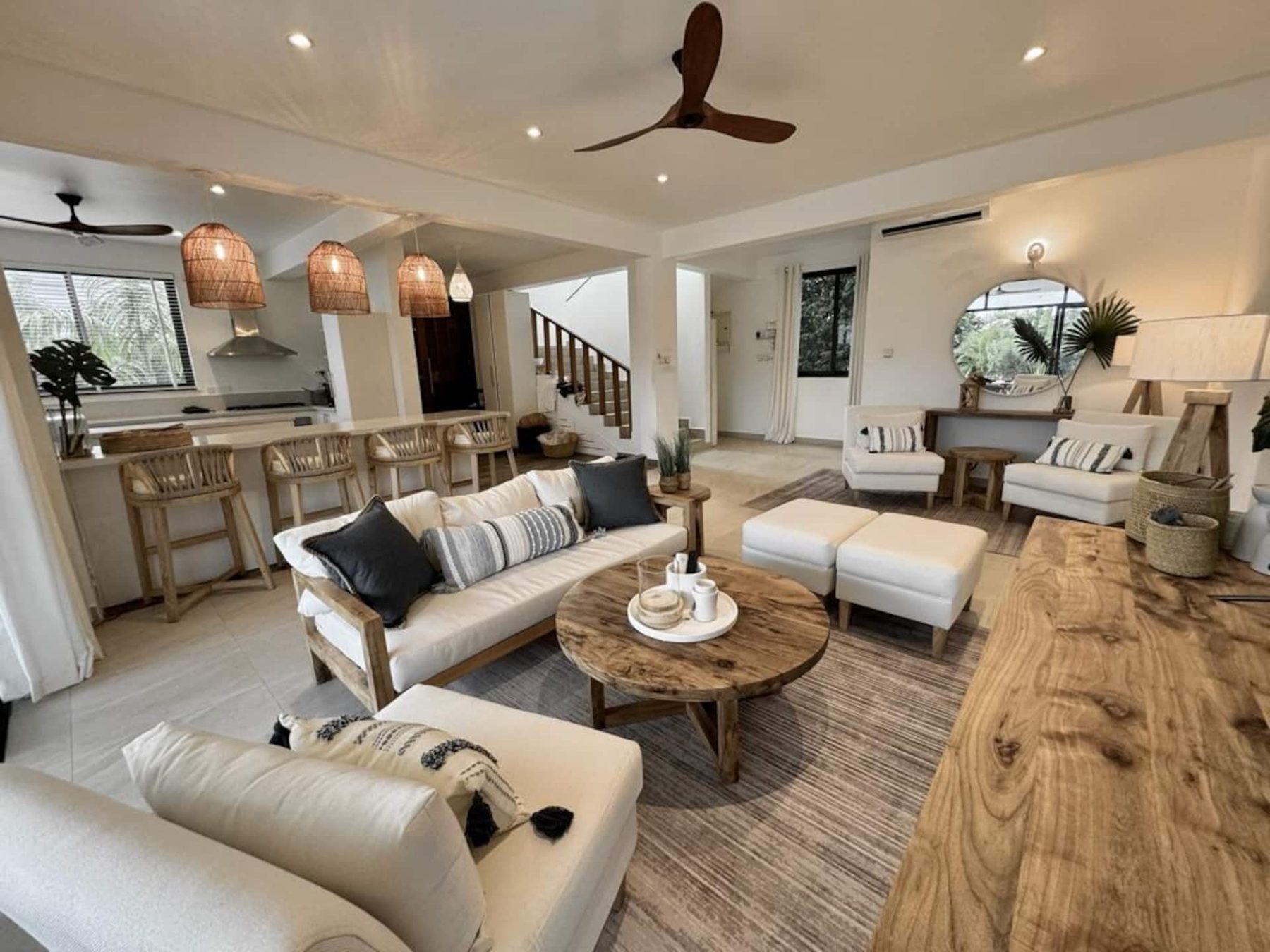 Villa Diani 11, 4BR — photo 24
