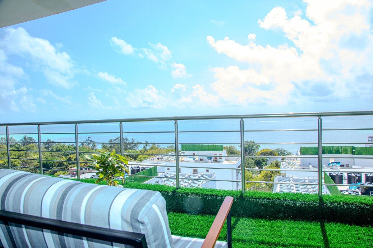 Semo's Aqua Luxury 6BR Penthouse — photo 71