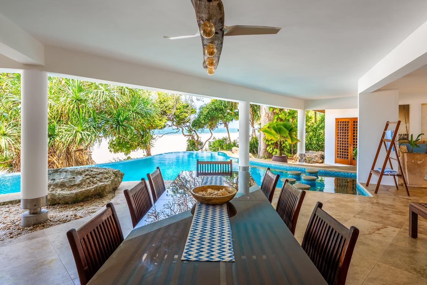 Tequila Sunrise Villa — photo 21