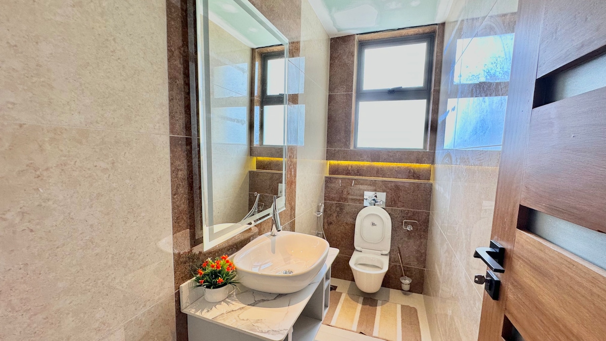 Nauras Apartment, Modern Coastal Stay 2BR — photo 44