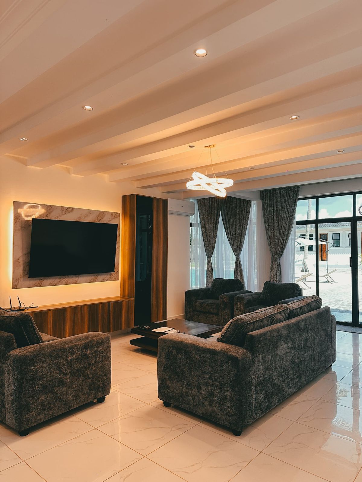 Serian Breeze Family Villa — photo 42