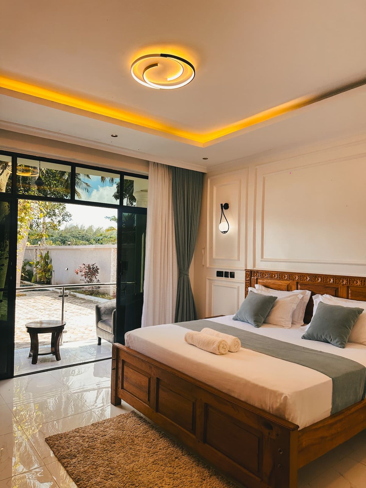 Serian Breeze Family Villa — photo 35