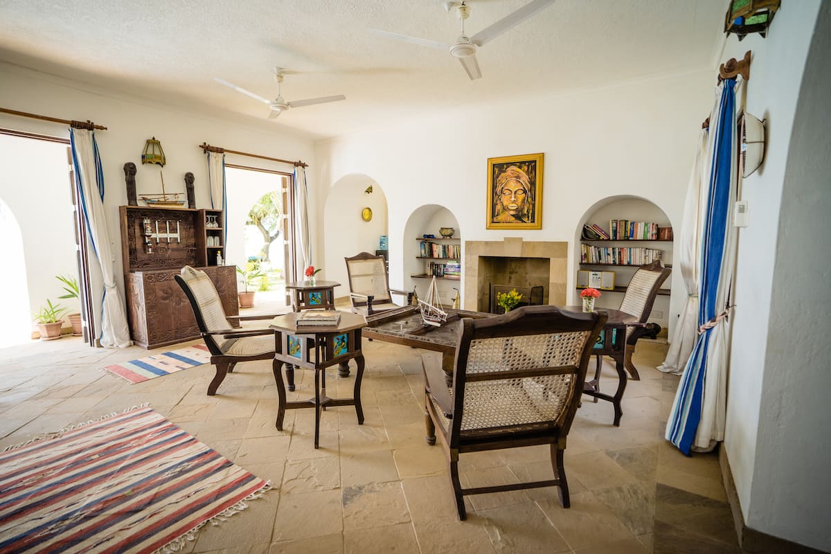 Fumbeni House, 4BR — photo 34