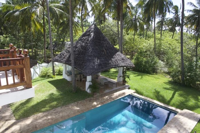 Ayana House, 4BR Mida Forest — photo 18