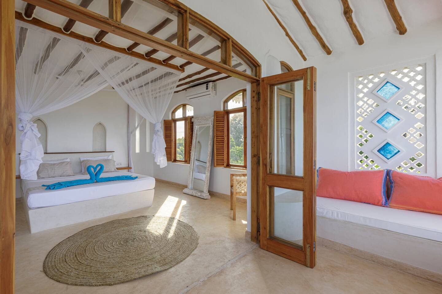 Isana House — photo 10