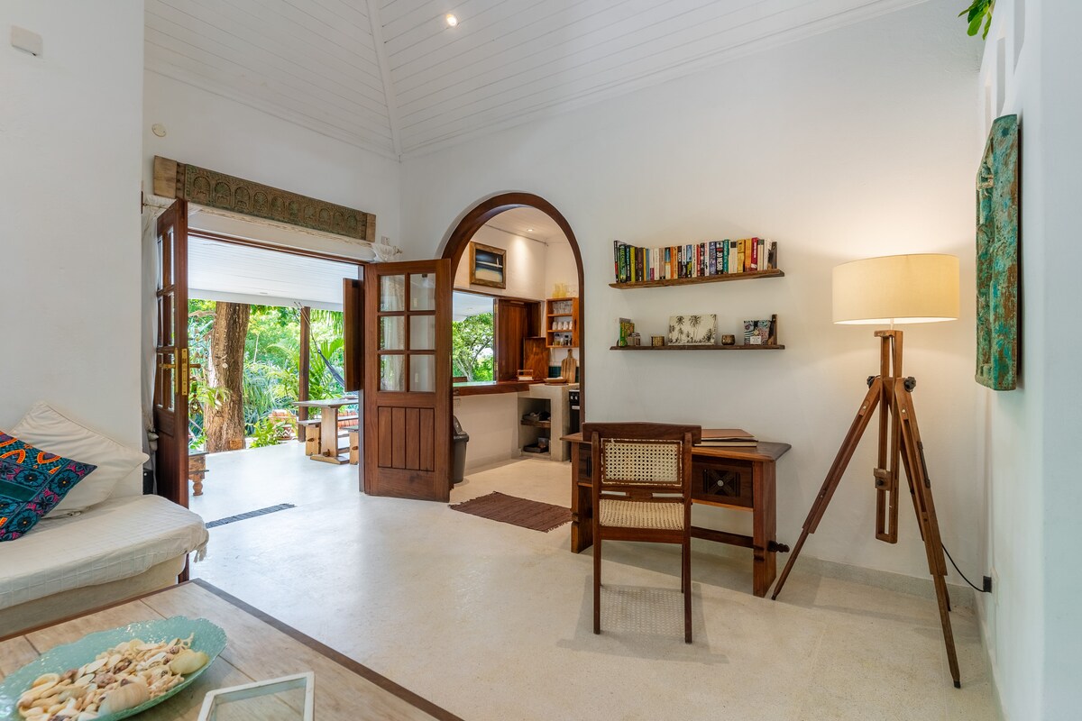 Inshallah Beach Cottage — photo 13