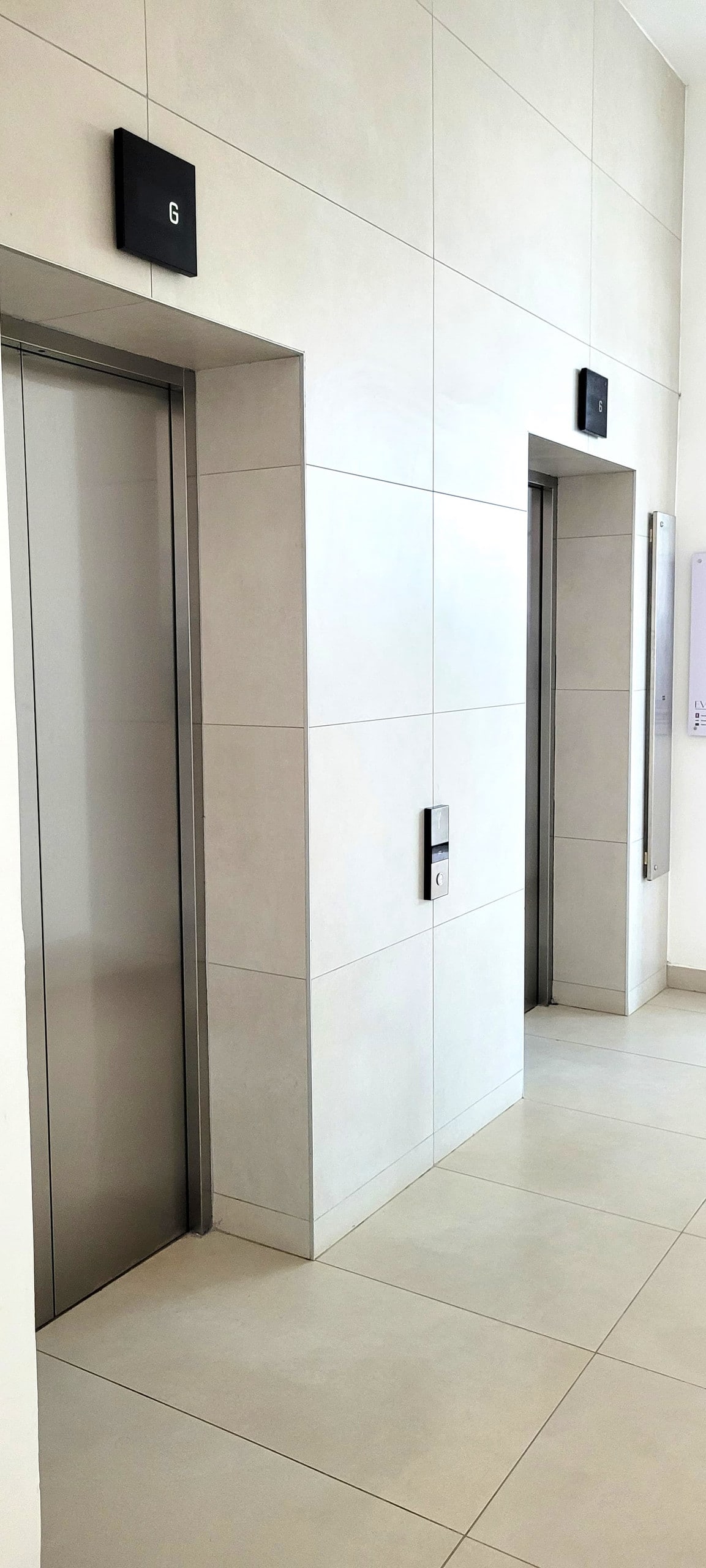 Swahili 1BR with Rooftop Pool — photo 47