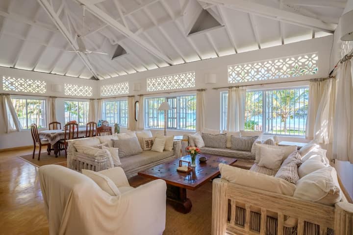Diani White House - 2 Homes Together, 6BR — photo 35
