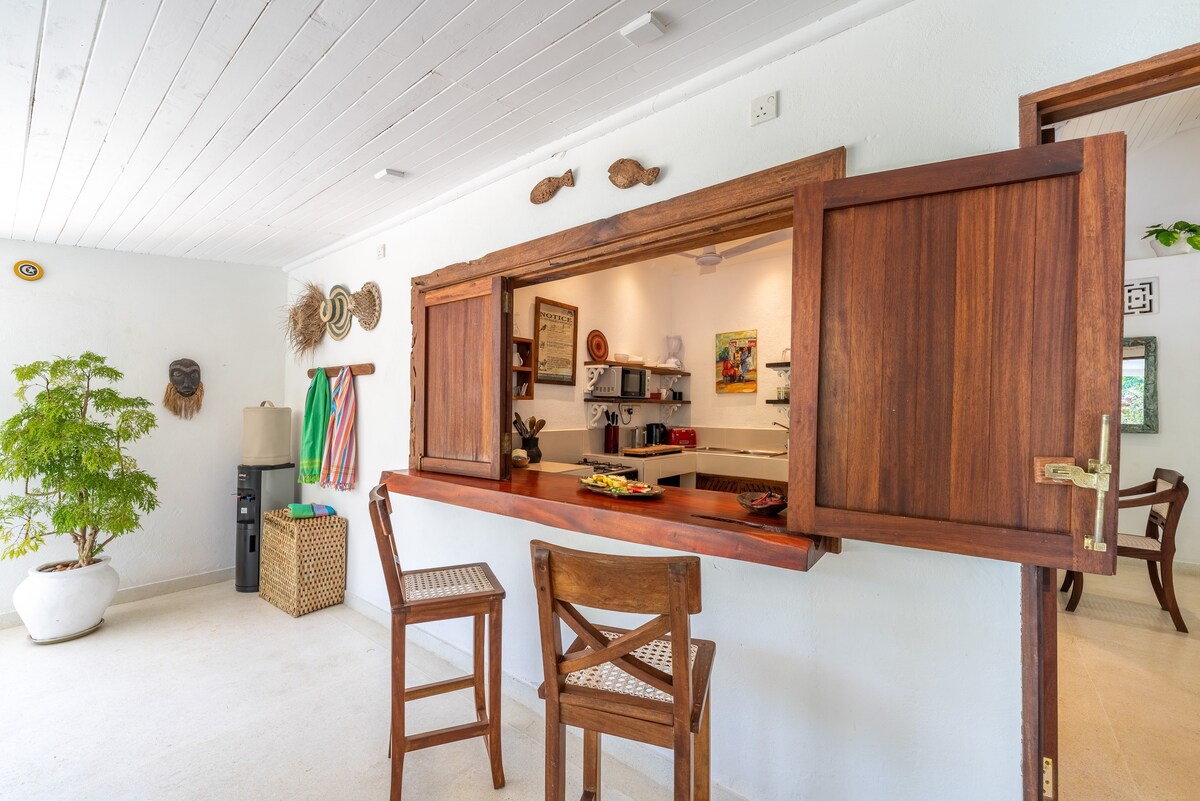 Inshallah Beach Cottage — photo 27