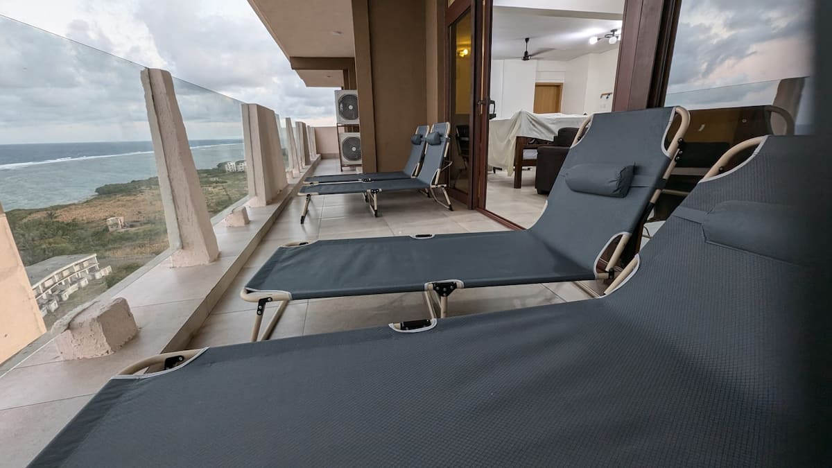 Jade Penthouse Beach Apartment, 4BR — photo 17