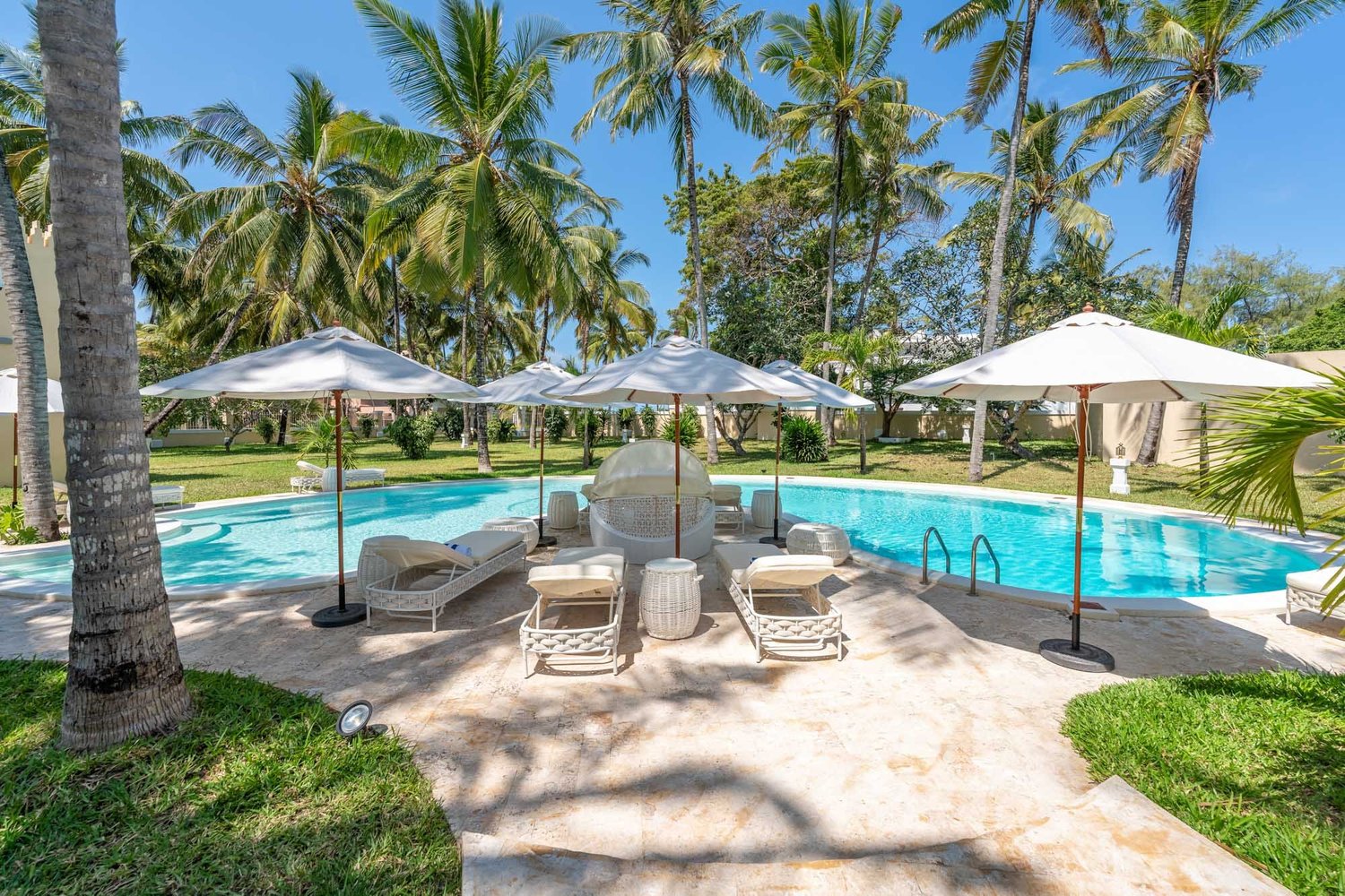 Villa Malaika, 5BR — photo 12