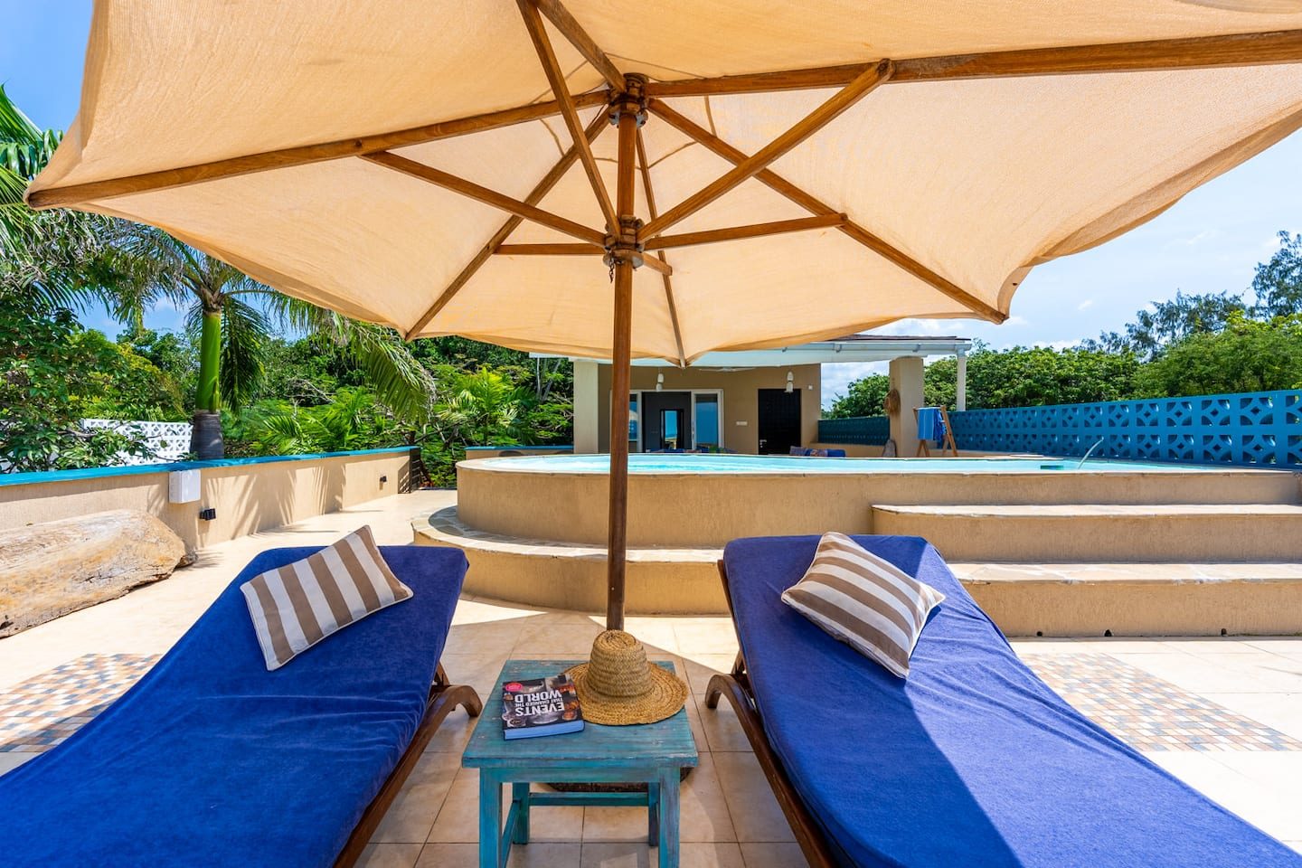 Tequila Sunrise Sky Cabana — photo 50