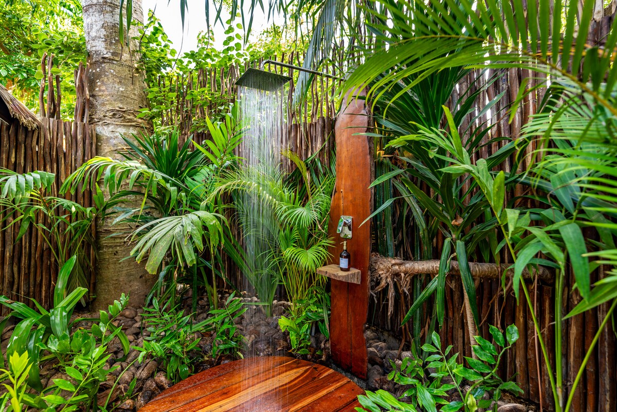 Pandanas Beach Villa — photo 50