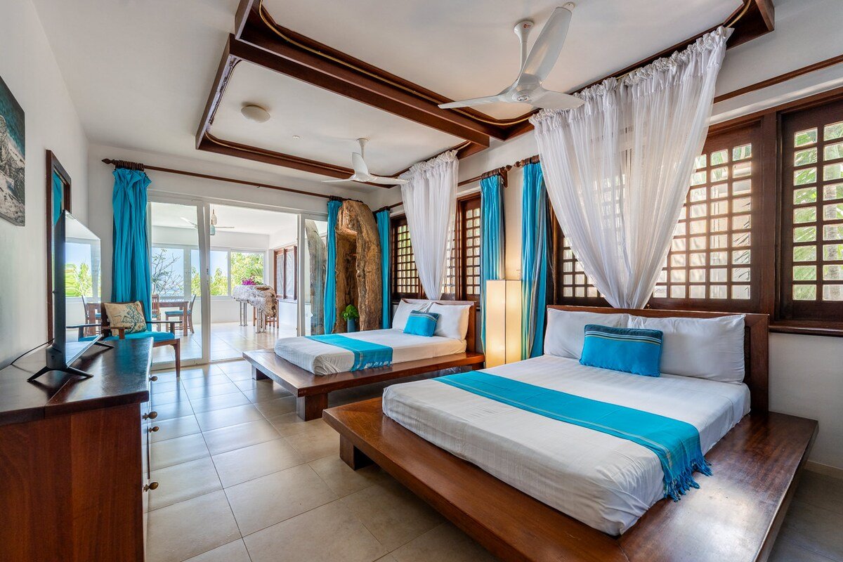 Tequila Sunrise Beach Cabana — photo 19