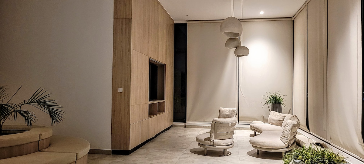 Swahili 1BR with Rooftop Pool — photo 48
