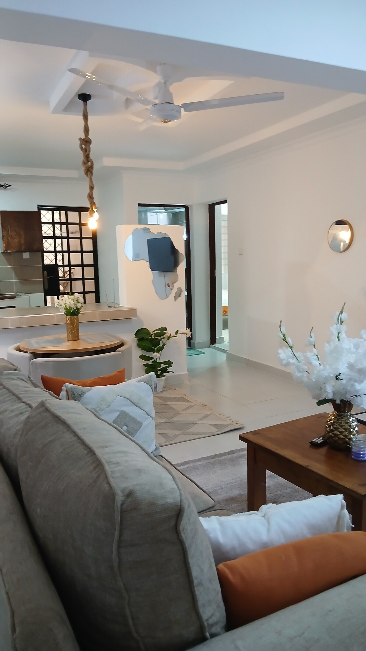 Modern Stay at Diani Shores — photo 4