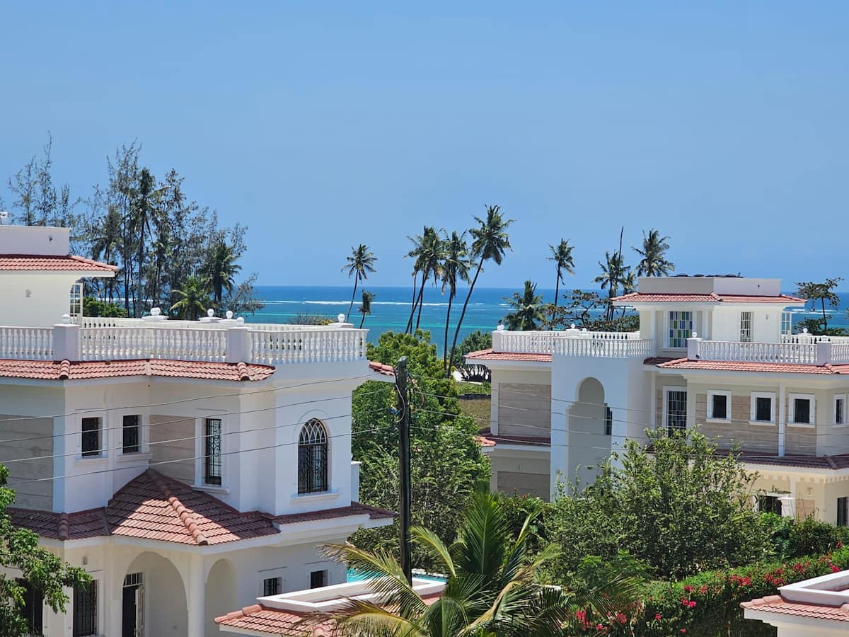 Boma-Ya-Kaa Galu Beach Villa — photo 19