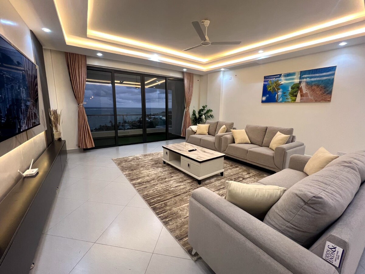 Luxurious 3BR Beach Apartment — photo 4